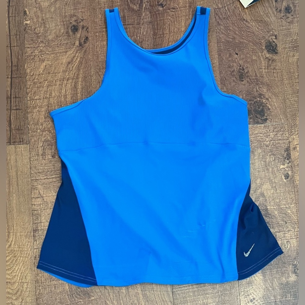NWT Nike yoga slim cut fitted tank top XXL/extra extra large drifit
